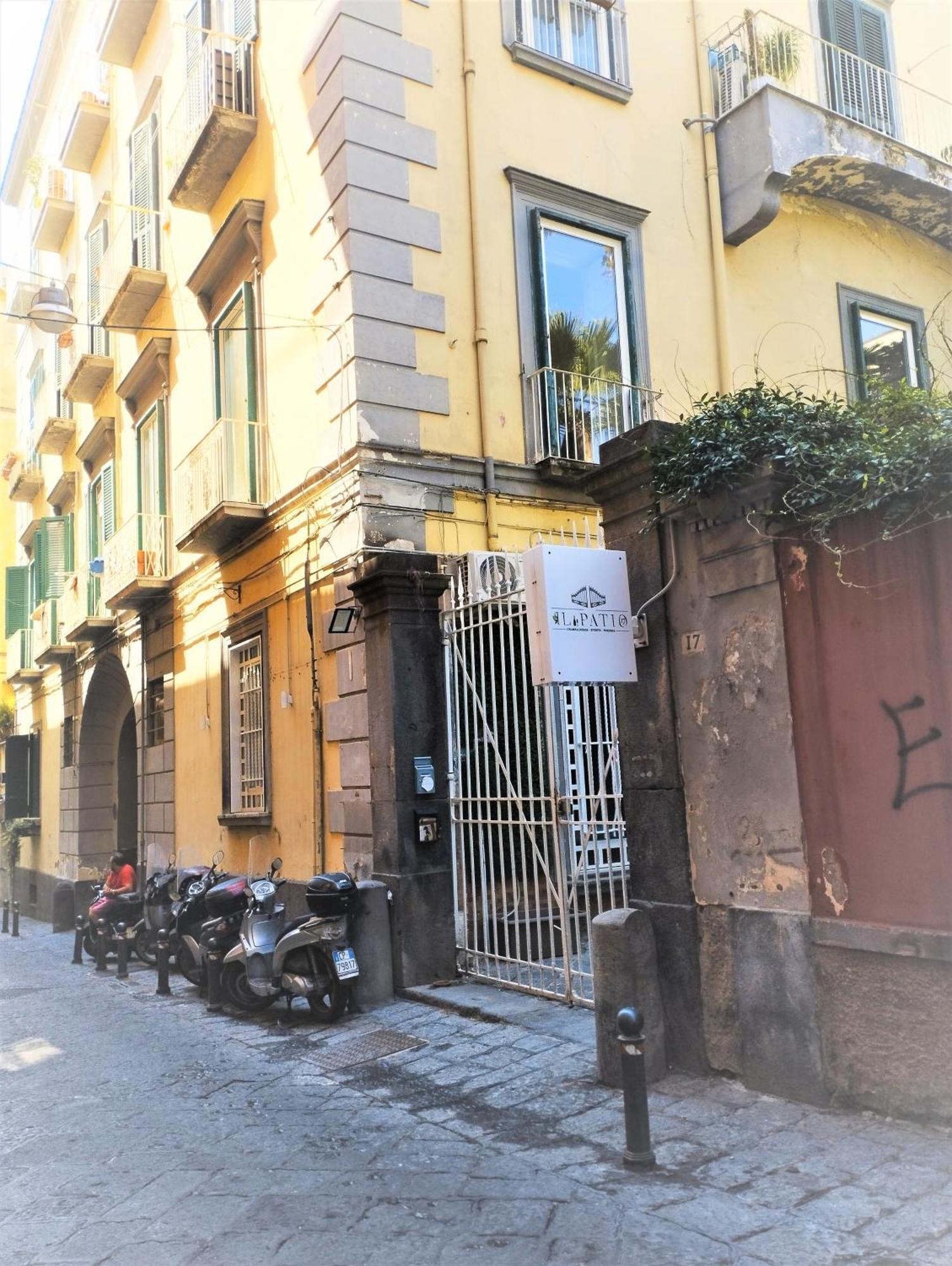 Residence E Appartamenti Bausan Nápoly Kültér fotó